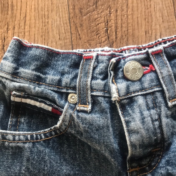 Tommy Hilfiger made in Canada toddler jeans 2T - Picture 2 of 4